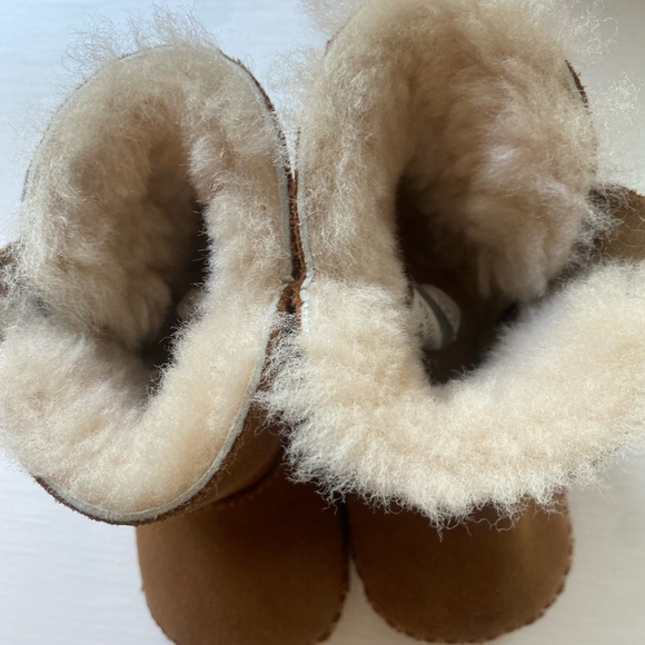 Baby Uggs - Picture 4 of 6